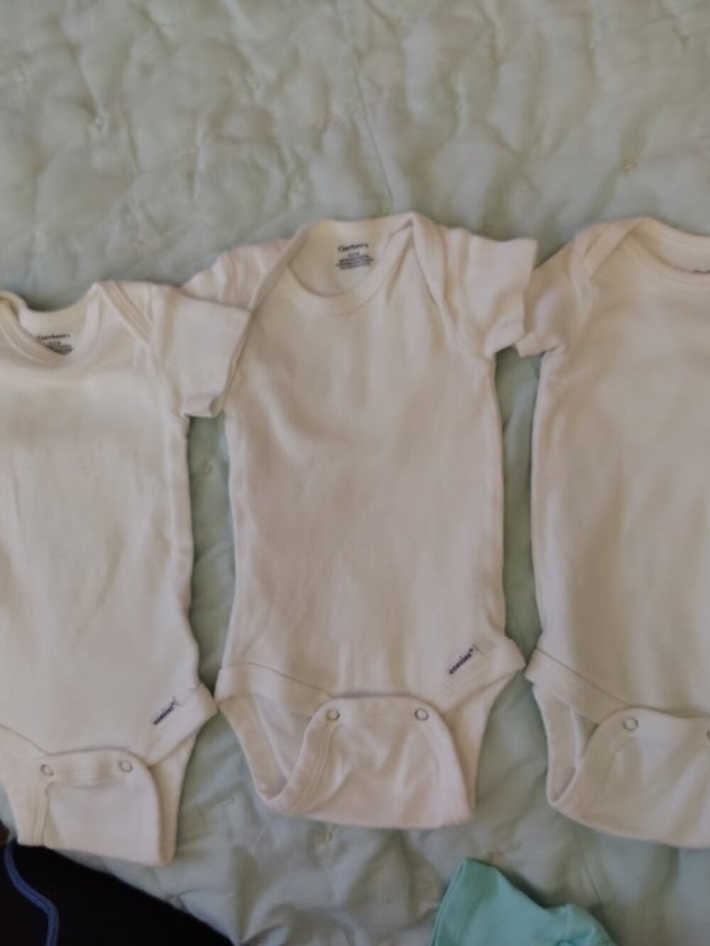 Infants Gerber Onesies Bundle Set of 3 0-3 Months